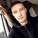 Виктор, 33 года