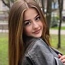 Полина, 23 года