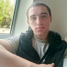 Фотография мужчины Александр, 24 года из г. Новоаннинский