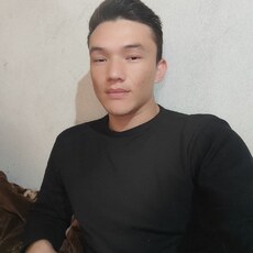Фотография мужчины Гафур, 24 года из г. Нижнеудинск