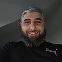 Max, 42 года