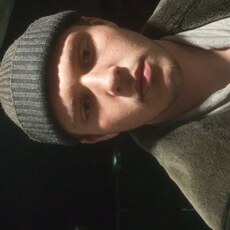 Фотография мужчины Aртем Лазарев, 19 лет из г. Михайловск (Ставропольский Край)