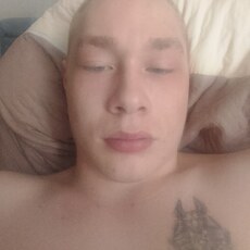 Фотография мужчины Данил, 21 год из г. Ижевск