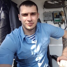 Фотография мужчины Валик, 28 лет из г. Киев