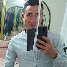 Фотография мужчины Laurentiu, 34 года из г. Alexandria