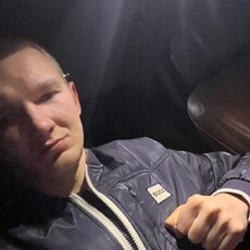 Фотография мужчины Maksim, 23 года из г. Петрозаводск