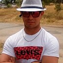 Василий, 32 года