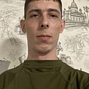 Derek, 33 года