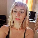 Roberta, 22 года