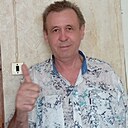 Виктор, 61 год