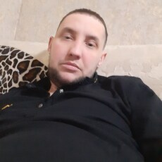 Фотография мужчины Славик, 37 лет из г. Нижневартовск