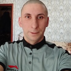 Фотография мужчины Maksim, 35 лет из г. Оленегорск