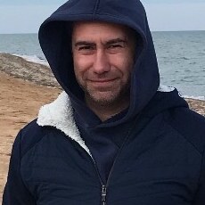 Роман, 41 из г. Геническ.
