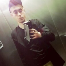 Фотография мужчины Женя, 31 год из г. Югорск