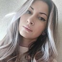 София, 33 года