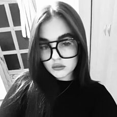 Дарья, 18 из г. Луганск.