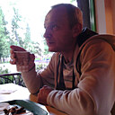 Виктор, 61 год