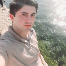 Фотография мужчины Amir, 22 года из г. Душанбе