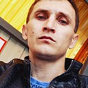 Ден, 32 года