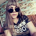 Вика, 22 года