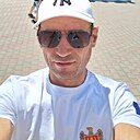 Viorel, 44 года