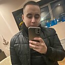 Максим, 22 года