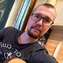 Антон, 32 года