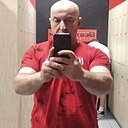 Дато, 42 года