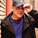 Гамлет, 49 лет