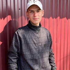 Фотография мужчины Miki, 21 год из г. Тячев