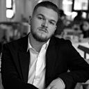 Максим, 22 года