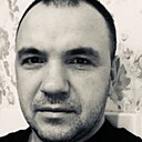 Max, 44 года