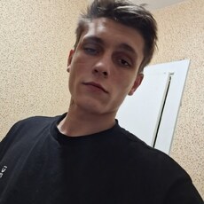 Фотография мужчины Максим, 21 год из г. Москва