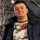 М К, 32 года