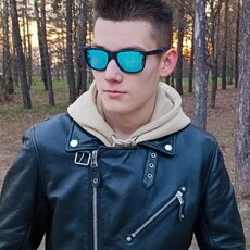 Фотография мужчины Кирилл, 19 лет из г. Липецк