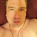 Свят, 32 года