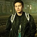 Элбэк, 22 года