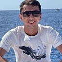 Макс, 32 года