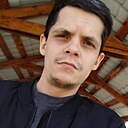 Headshot, 32 года