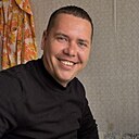 Михаил, 32 года