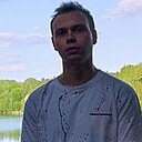 Денис, 22 года
