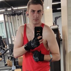 Фотография мужчины Валерий, 23 года из г. Орехово-Зуево