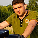 Максим, 32 года