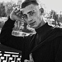 Roman, 21 год
