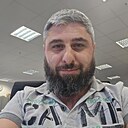 Max, 42 года