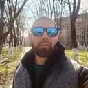 Dmitry Readiv, 32 года