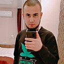 Шаха, 24 года