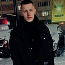 Владислав, 29 лет