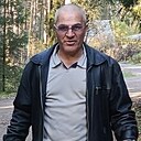 Михаил, 52 года