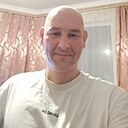 Па, 44 года
